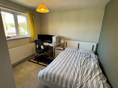 Double bed room Main Photo