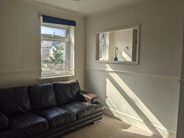 Lovely One bedroom flat in heart of Tunbridge Well Main Photo