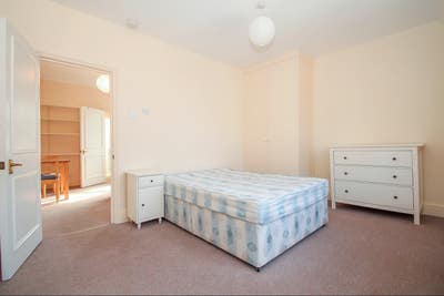Bright and fully furnished 1bed flat in E1 Zone 1  Main Photo
