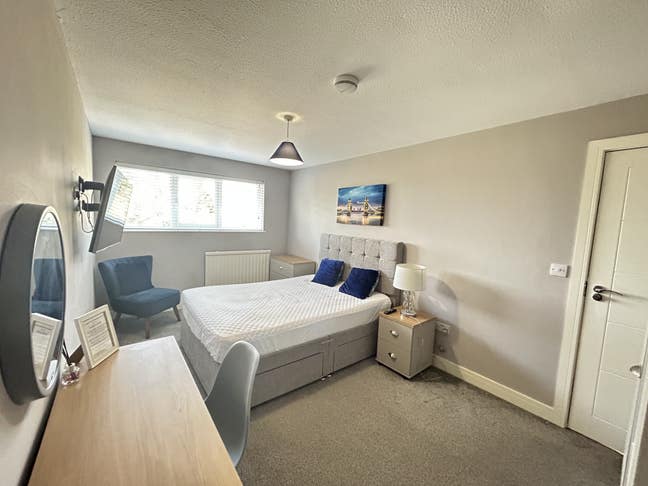 Wokingham professional house share  Main Photo