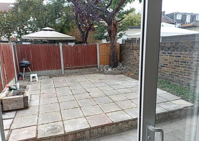 1-Bed Ground Floor Flat - (Ilford Station 5 Mins) Main Photo