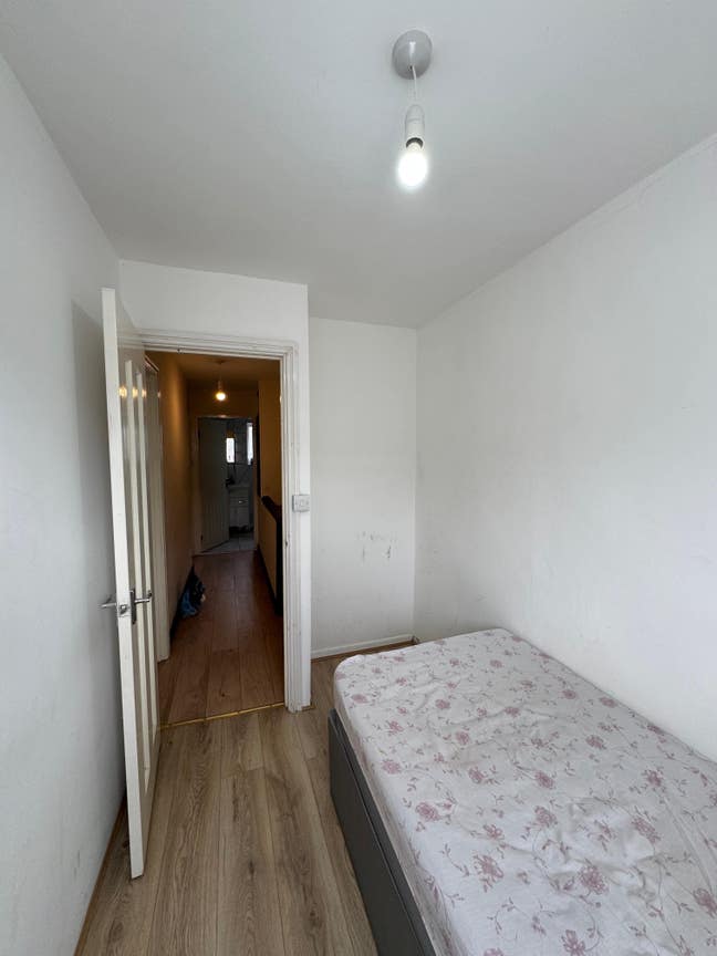 Room in a shored house (single saperate) Main Photo