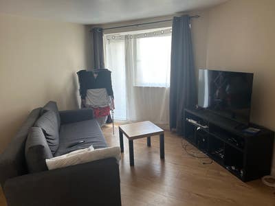 Spacious 2 bed flat with plentiful amenities  Main Photo