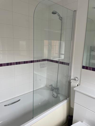 Double Room In 3 Bed House In New Development  Main Photo