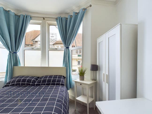 St John's Lane | Bedminster | Large Dbl & Ensuite Main Photo