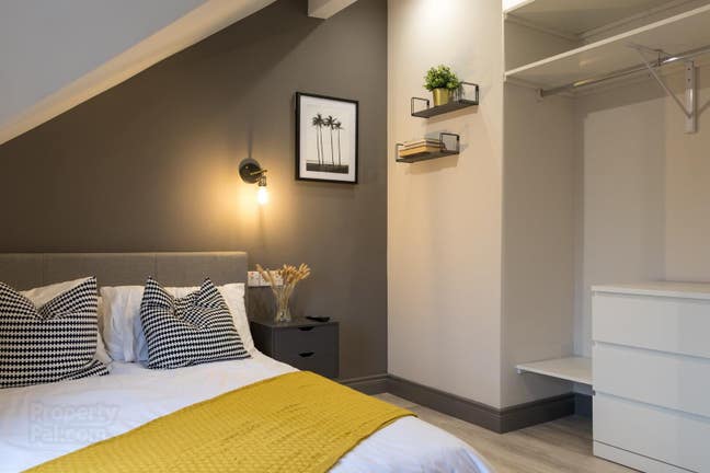 Ultra Modern Room Available  - Grace Avenue Main Photo