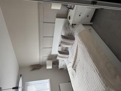 Double Room, Bills inc.  Main Photo