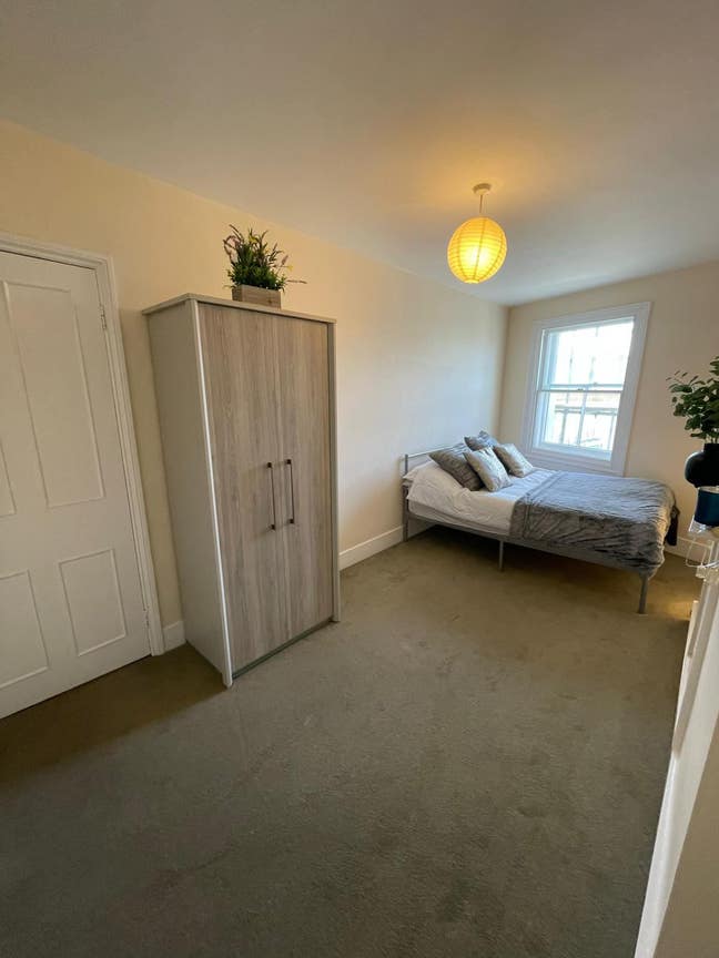  52A Lansdowne Place, Fantastic location. Main Photo