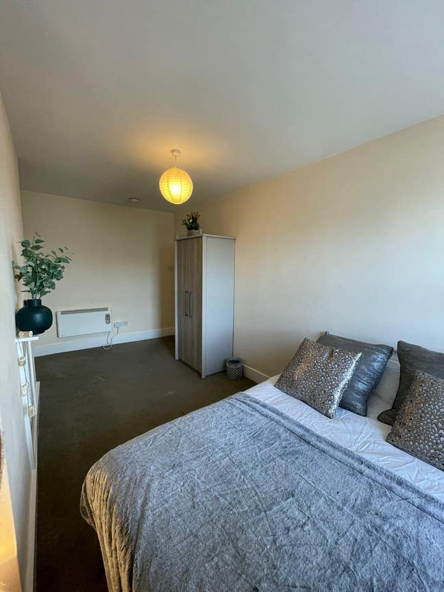  52A Lansdowne Place, Fantastic location. Main Photo