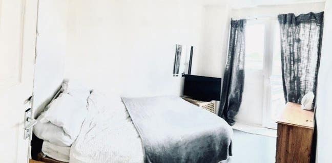 Box Room To Rent With Juliette Balcony, Camberwell Main Photo