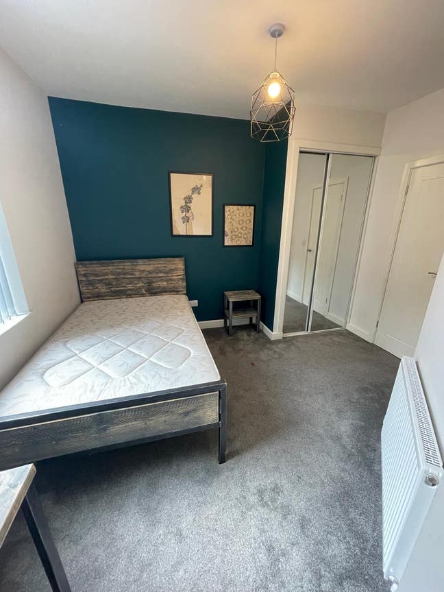 B16 En-suite 🏡 No Dep 💥All Bills Inc Main Photo