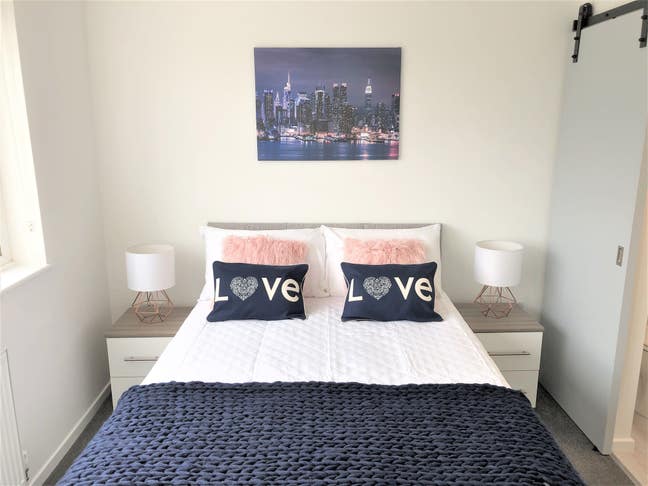 Looking to live in a beautifully refurbished home? Main Photo