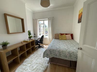 Lovely rooms to let  Main Photo