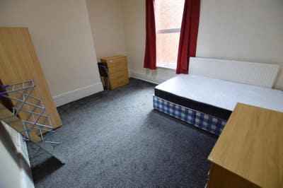 Huge Rooms Headingley House Share! Main Photo