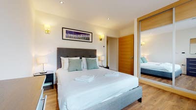 Modern Luxury 2 bedroom apartment in aldgate east Main Photo