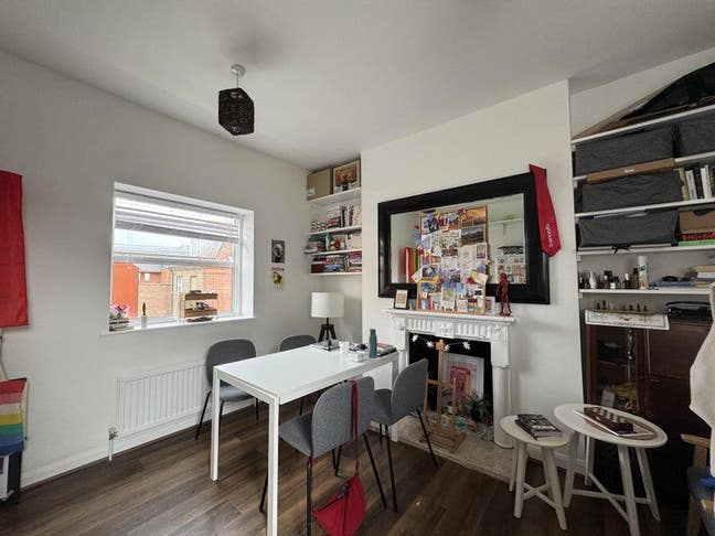 One bed apartment in Bethnal Green Main Photo