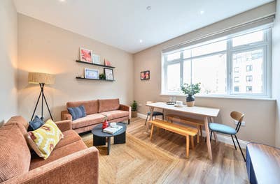 Four Ensuite Double Rooms in a Riverside Property Main Photo