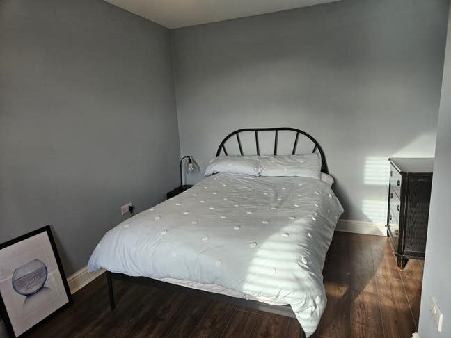 Large Double Bedroom with Ensuite Main Photo
