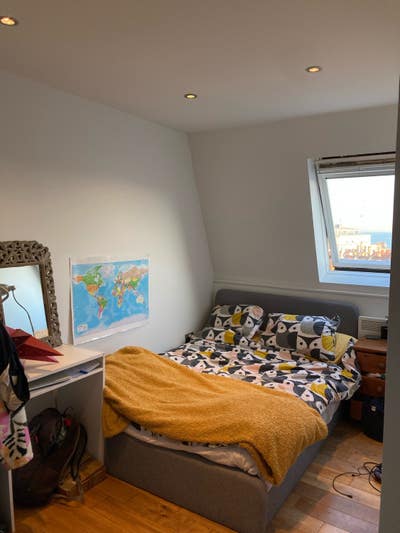 Double bedroom in beautiful Hove flat Main Photo