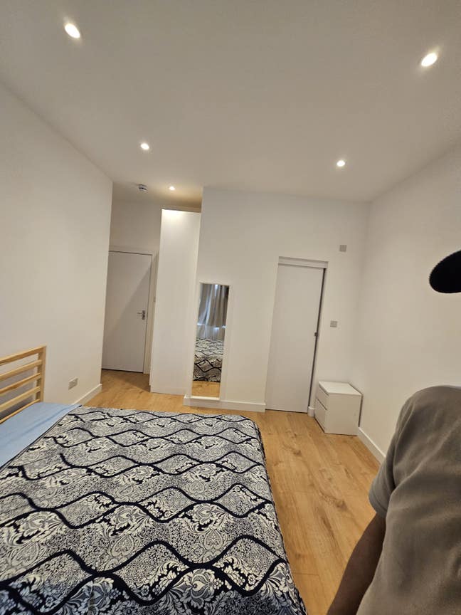 Westfield shopping centre W12 Main Photo