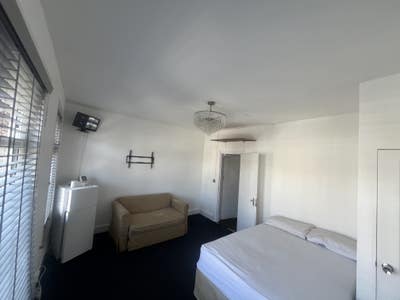2 Master Double large room for rent  Main Photo