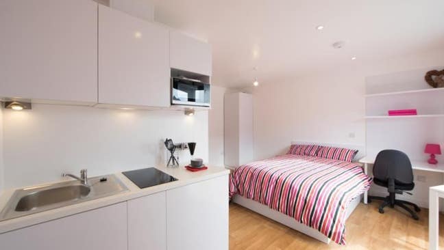 Studio Apartment to rent all bills incldued! Main Photo