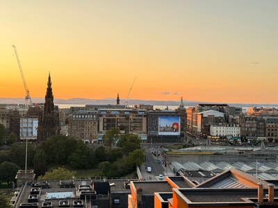 Charming small double room, Royal Mile Main Photo