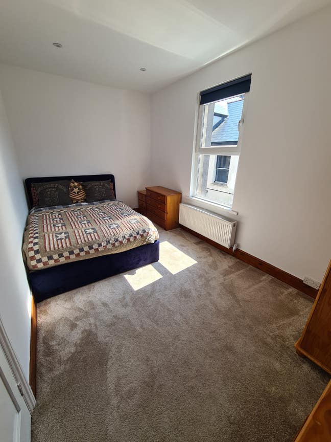 Comfortable double room - bills included Main Photo