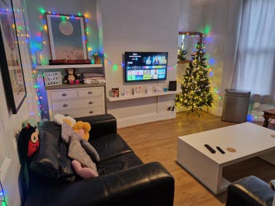 1 room from Sept 2025 at 6 bed student house Main Photo