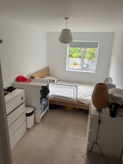 Double room to rent in Purley-great Location Main Photo