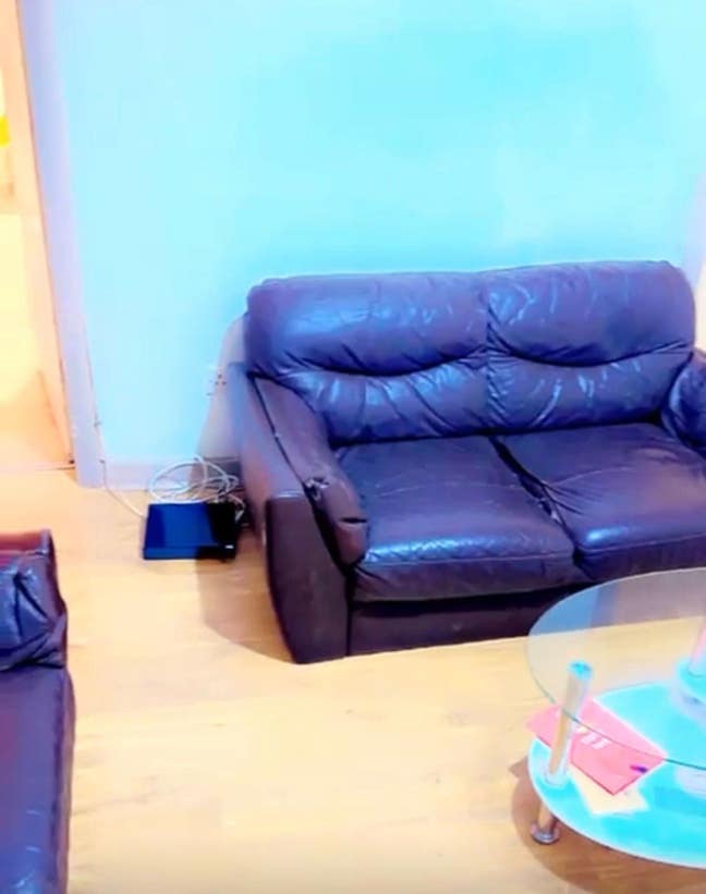A room in a 2 bedroom flat  Main Photo