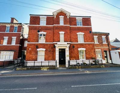 Penthouse in centre of Selby  Main Photo