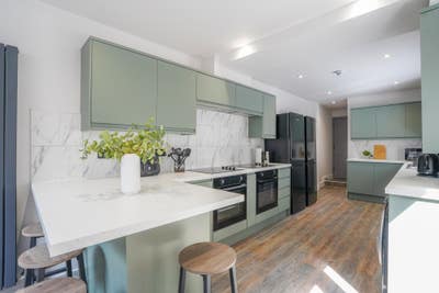 Luxury Room & En-suite in Shared House, SO15 Main Photo