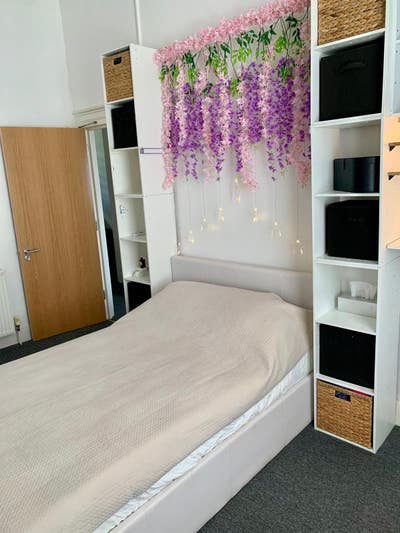 All Inclusive Room (Lewisham)  Main Photo