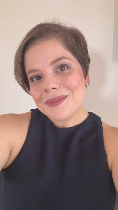 Professional Female seeks a single or double room Main Photo