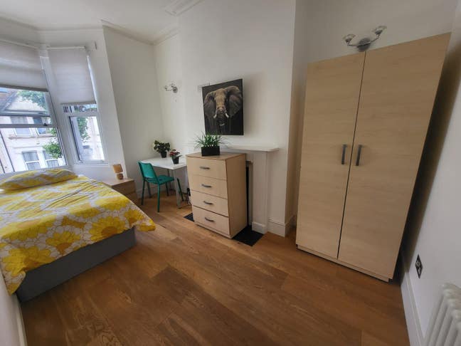 Lovely and Spacious single room*Willesden Junction Main Photo