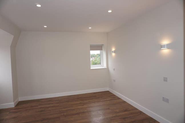 Selection of Brand New Modern Studio Flats in N14 Main Photo