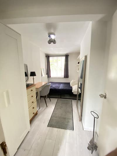 Tranquil garden room by Highbury islington stn Main Photo