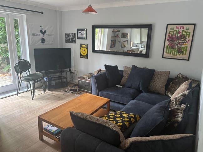 Double Bedroom in Peckham Rye Main Photo