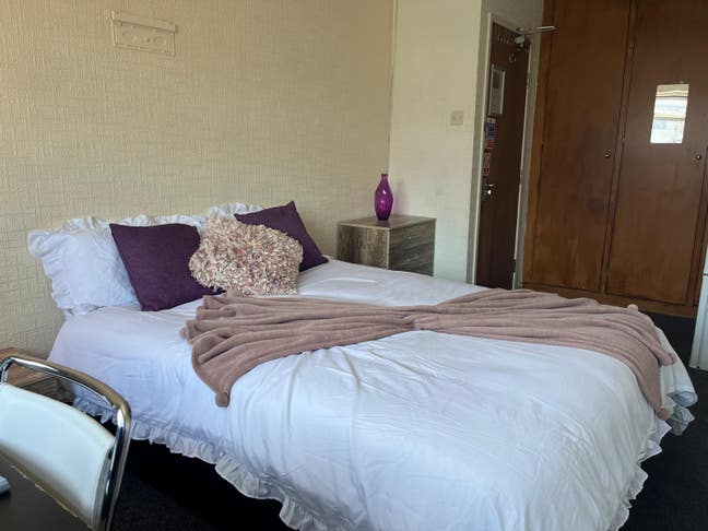 Double room in tidy Cheylesmore house-share Main Photo