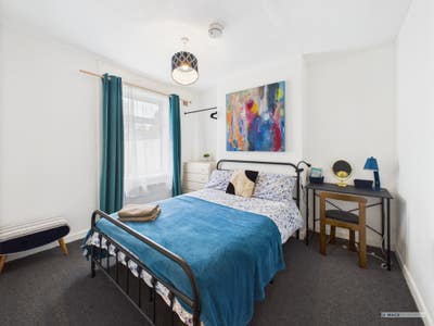 Vibrant Rooms To Rent Close To Town Centre Main Photo