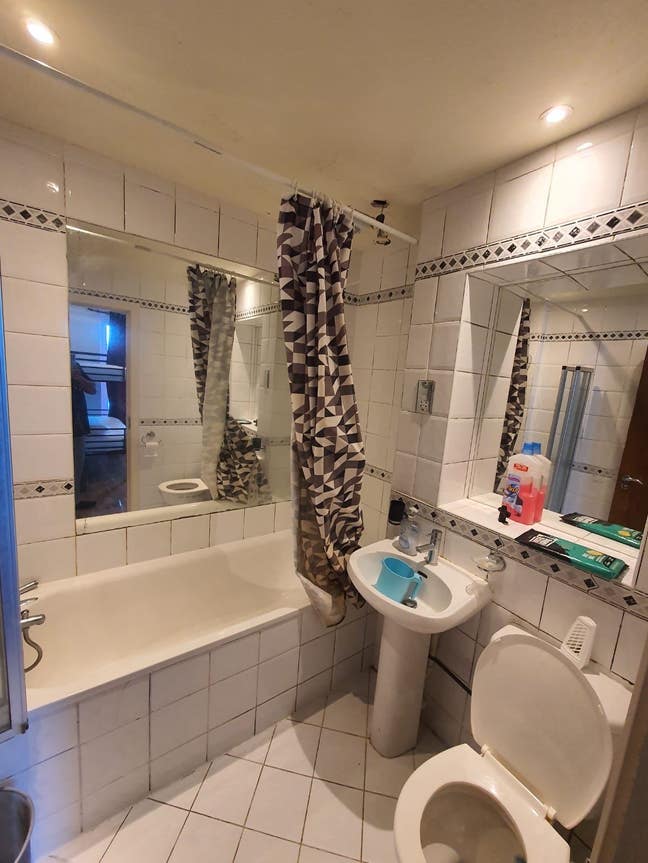 Master bedroom for sharing  Main Photo