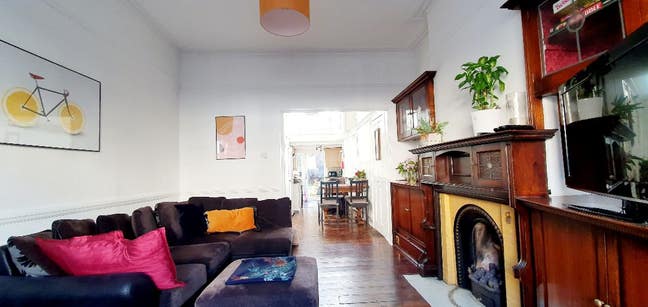 Furnished Double in 5-bed Victorian House Main Photo