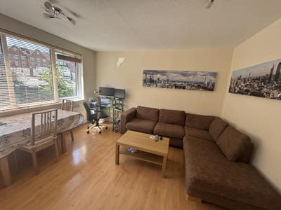 Large double bedroom - central London location Main Photo