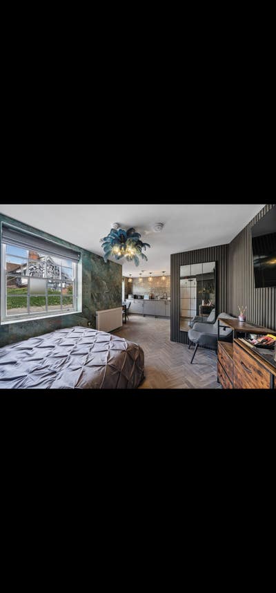 Luxury HMO ready to go  Main Photo