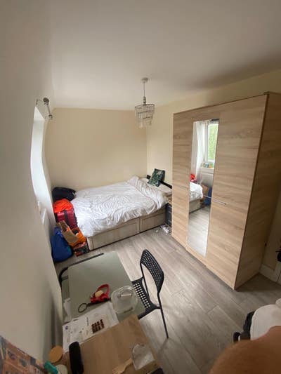 Double room available in Clapham until 10/9/25! Main Photo
