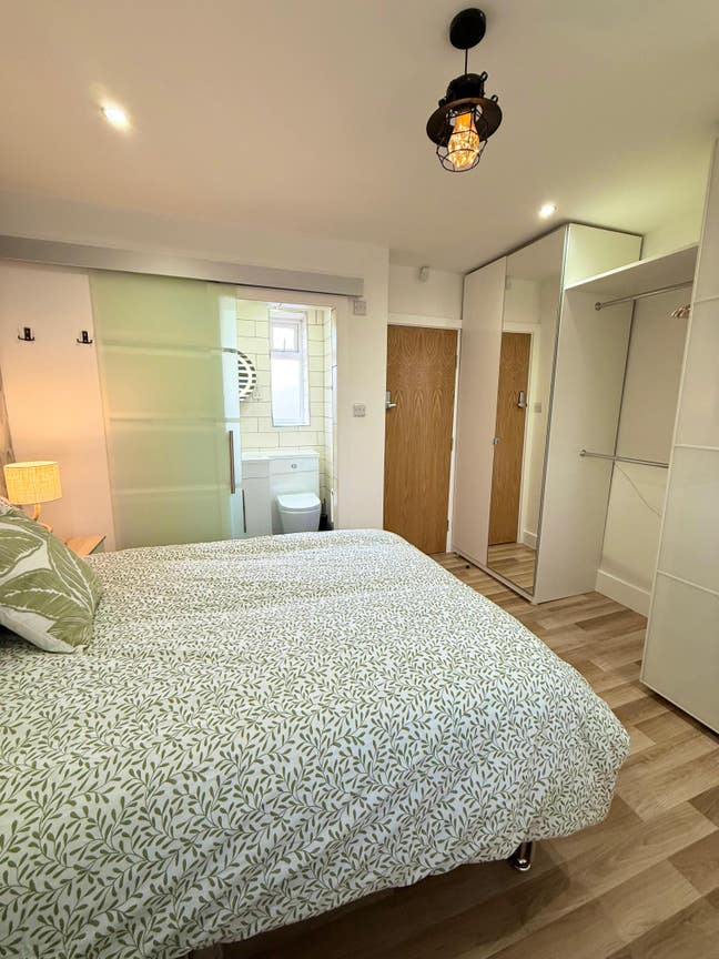 🌟 Stunning Rooms in a Modern Luxury Home  Main Photo