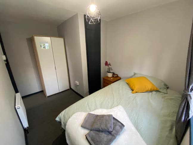 🌴Single Room- Garden-Hatfield Main Photo