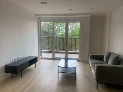 1 Bed Flat Furnished Main Photo