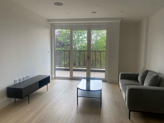 1 Bed Flat Furnished Main Photo